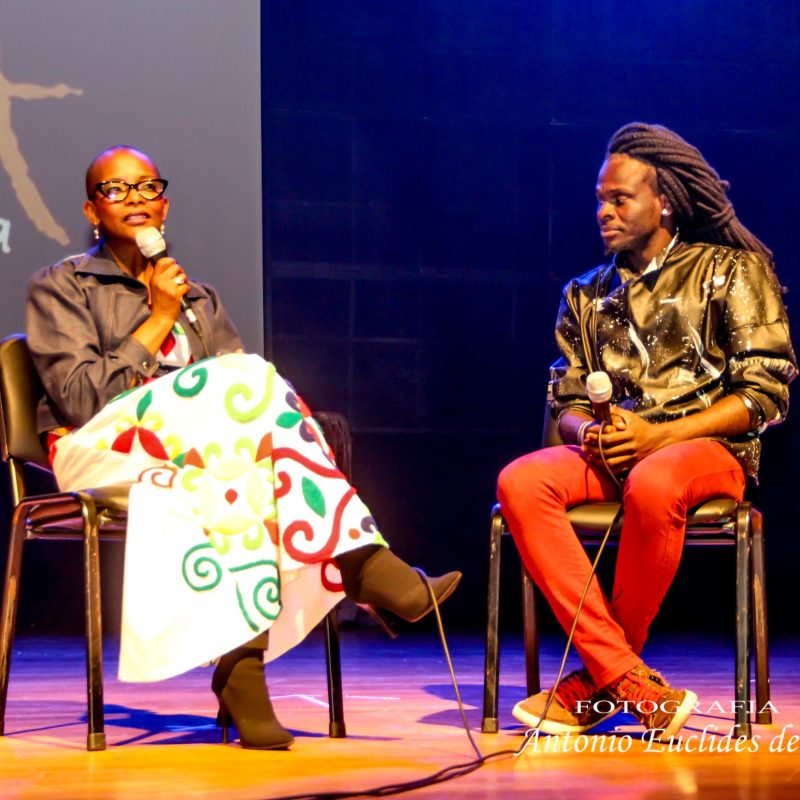 70311239_2388998477980951_1193227062555443200_n